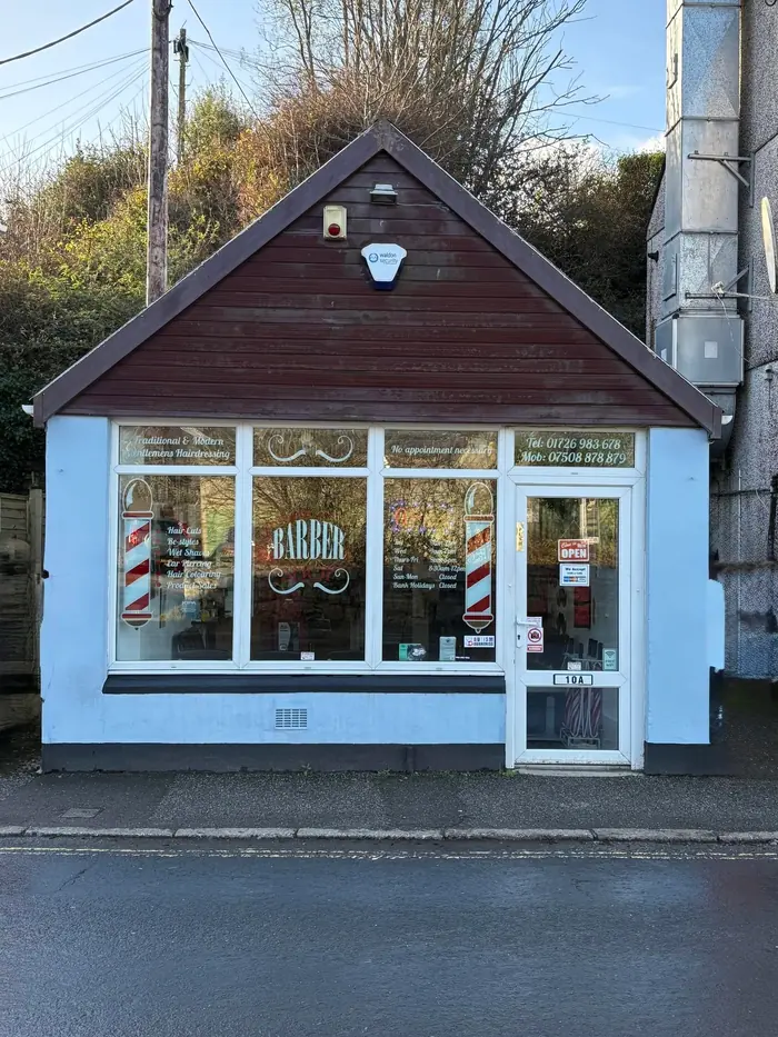 Endean's Barber Shop on Harbour Road, Par